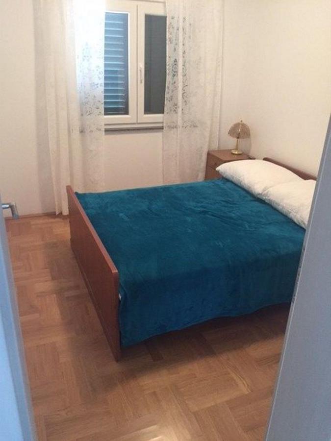 Apartment Jure สลาทิเน ภายนอก รูปภาพ